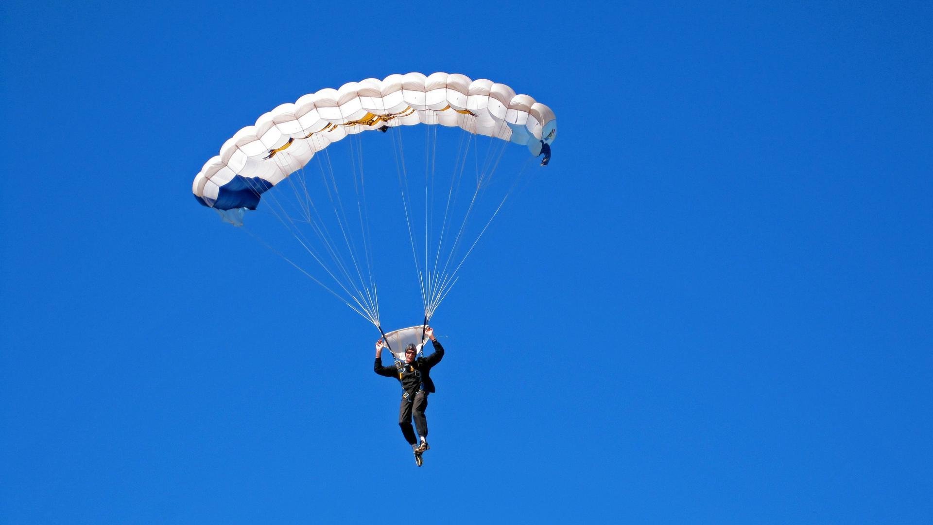 战术“黑科技”揭秘：助力球队夺冠的秘密武器